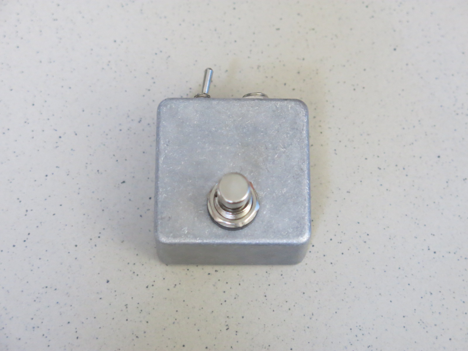 Loop-Master Tap Tempo with Polarity Switch